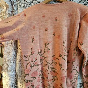 Rare Vintage 100% Merino Wool Rose Sweater Women's L